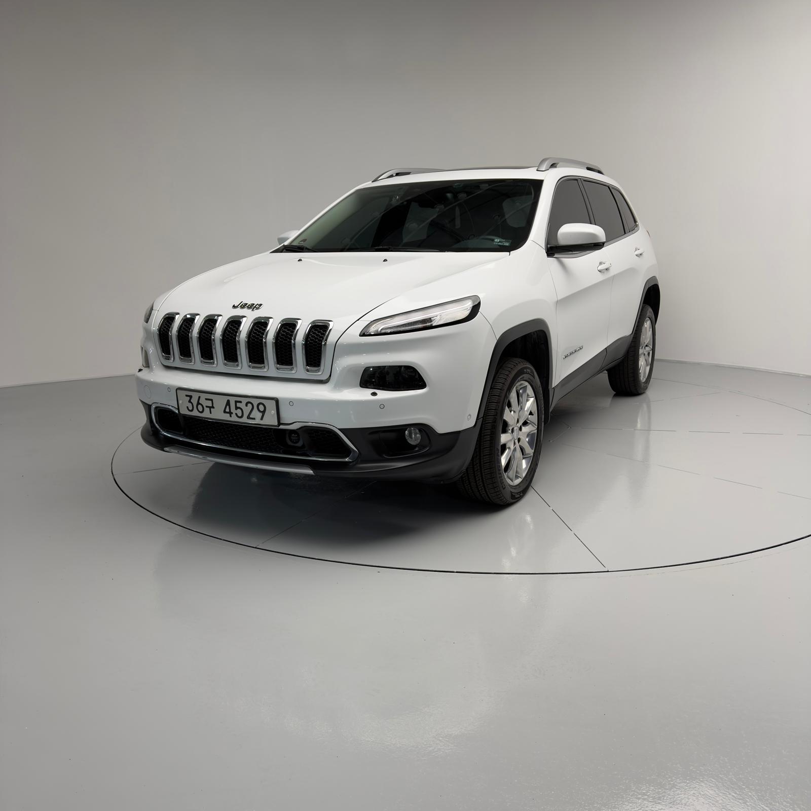 Makina me porosi nga Korea